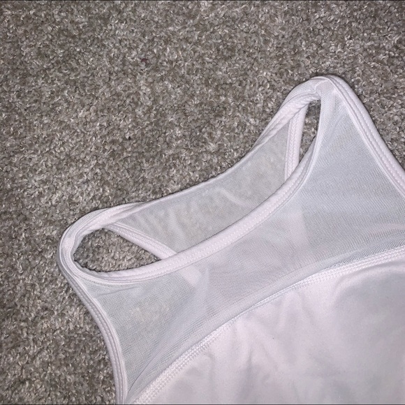 SO White sports bra size M - Picture 5 of 7